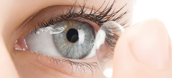 lentilles de contact et sécheresse oculaire