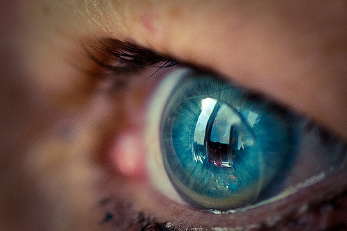 prise mesure lentilles contact sur mesure