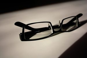 lunettes versus lentilles de contact