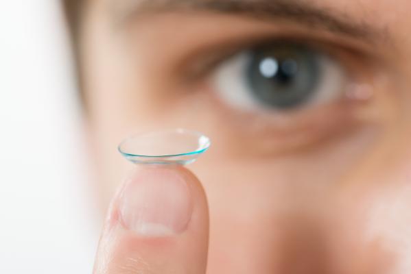 Comment mieux supporter les lentilles rigides ?