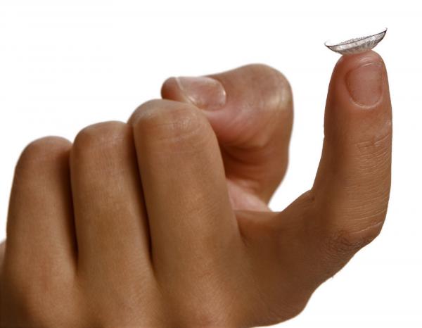 Lentilles de contact souples : ce qu'il faut savoir